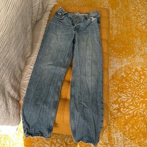 Abercrombie Curve love the dad high rise jeans